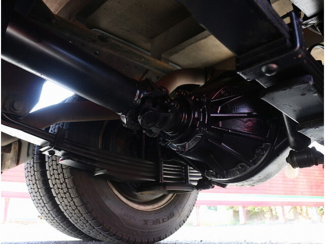 いすゞエルフダブルキャブ（Wキャブ）小型（2t・3t）[写真16]