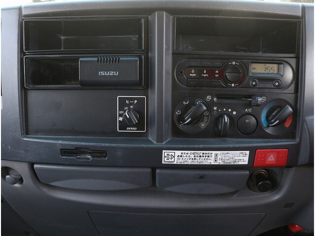 いすゞエルフダブルキャブ（Wキャブ）小型（2t・3t）[写真25]