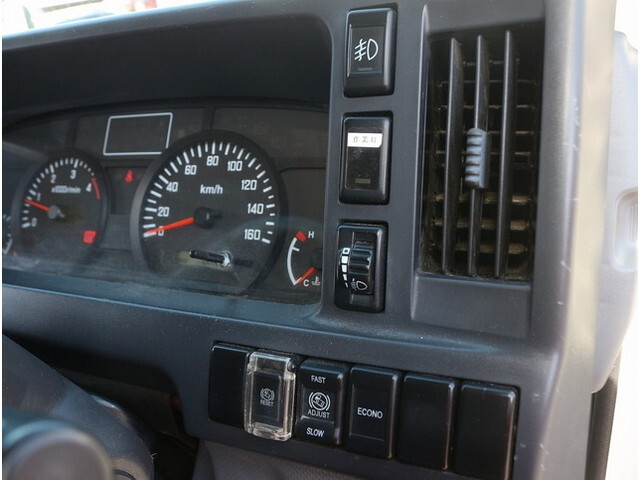 いすゞエルフダブルキャブ（Wキャブ）小型（2t・3t）[写真28]