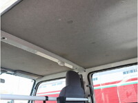 いすゞエルフダブルキャブ（Wキャブ）小型（2t・3t）[写真32]