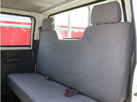 いすゞエルフダブルキャブ（Wキャブ）小型（2t・3t）[写真34]