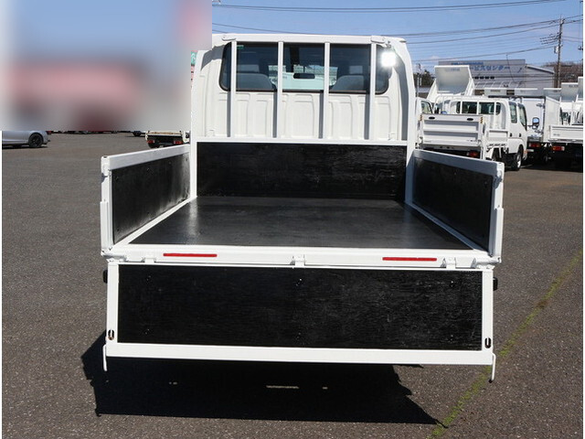 いすゞエルフダブルキャブ（Wキャブ）小型（2t・3t）[写真07]
