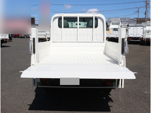 トヨタトヨエースダブルキャブ（Wキャブ）小型（2t・3t）[写真07]