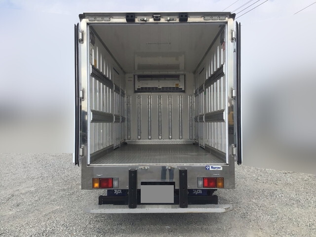 いすゞエルフ冷凍車（冷蔵車）小型（2t・3t）[写真11]