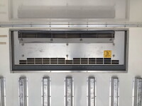 いすゞエルフ冷凍車（冷蔵車）小型（2t・3t）[写真17]