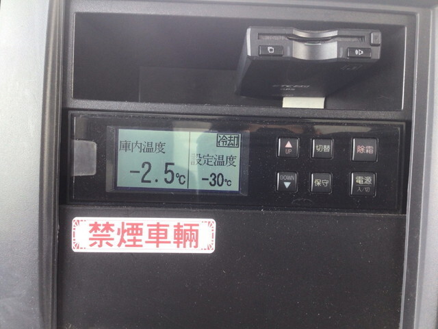 いすゞエルフ冷凍車（冷蔵車）小型（2t・3t）[写真36]