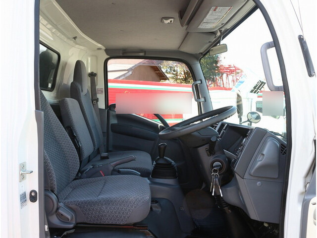 いすゞエルフ平ボディ小型（2t・3t）[写真14]