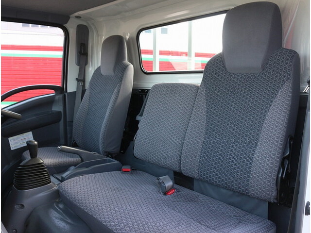 いすゞエルフ平ボディ小型（2t・3t）[写真27]