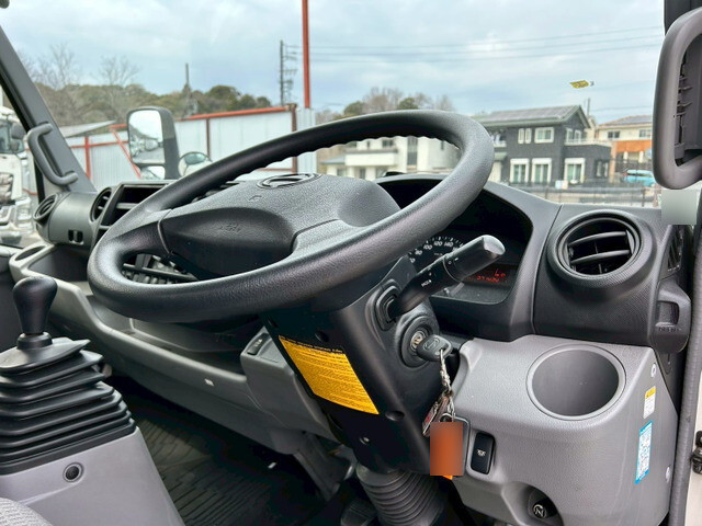 日野デュトロアルミウイング小型（2t・3t）[写真20]