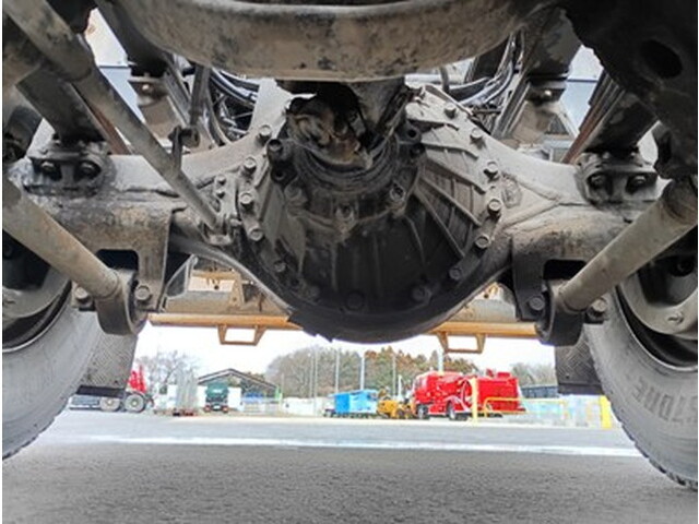 三菱ふそうスーパーグレートダンプ大型（10t）[写真14]