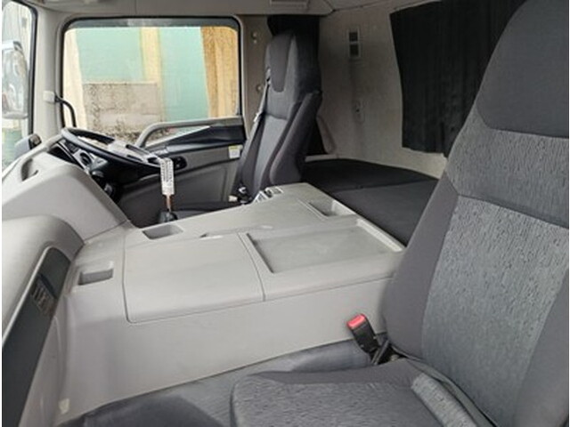 三菱ふそうスーパーグレートダンプ大型（10t）[写真24]