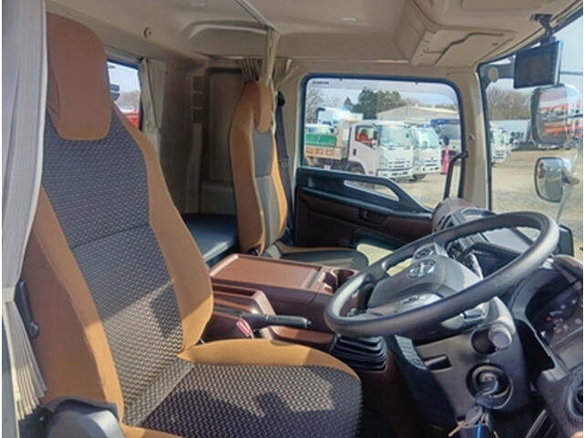 日野レンジャーコンテナ専用車中型（4t）[写真20]