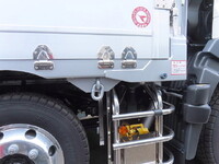 日野プロフィア冷蔵冷凍ウイング大型（10t）[写真37]