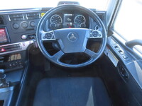 三菱ふそうスーパーグレートアルミウイング大型（10t）[写真23]