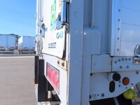 三菱ふそうスーパーグレートアルミウイング大型（10t）[写真36]