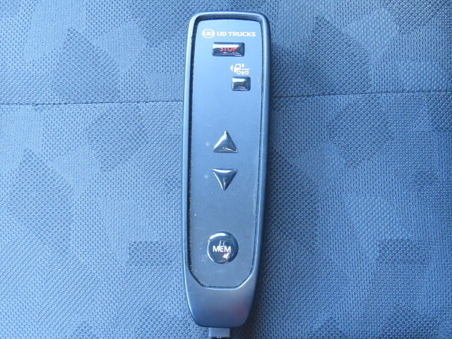 UDトラックスクオンアルミウイング大型（10t）[写真29]