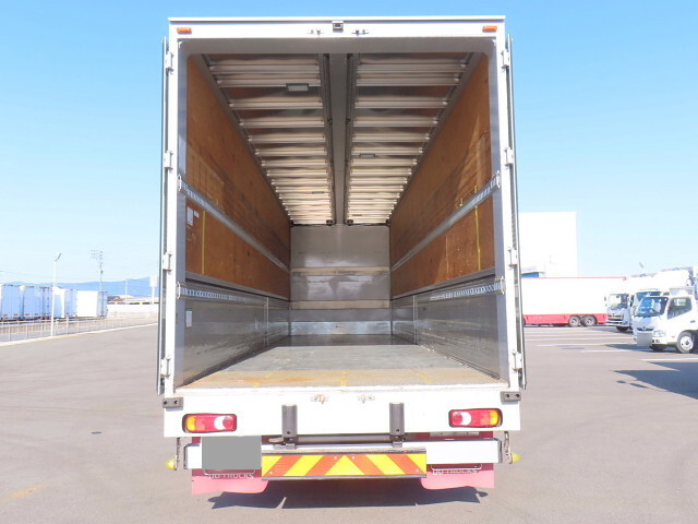 UDトラックスクオンアルミウイング大型（10t）[写真07]