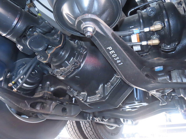 日野プロフィア冷蔵冷凍ウイング大型（10t）[写真10]