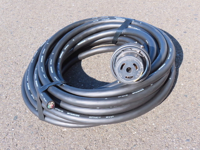 日野プロフィア冷蔵冷凍ウイング大型（10t）[写真34]