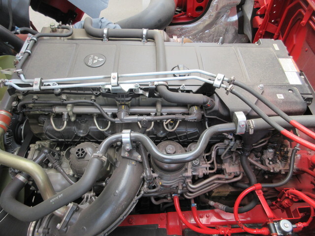 三菱ふそうスーパーグレートアルミウイング大型（10t）[写真22]