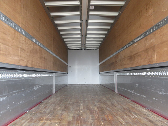 三菱ふそうスーパーグレートアルミウイング大型（10t）[写真26]