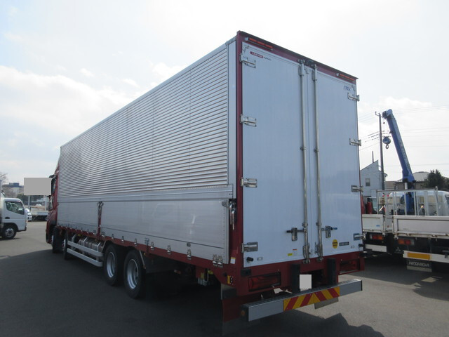 三菱ふそうスーパーグレートアルミウイング大型（10t）[写真07]