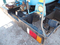 いすゞエルフバキュームカー小型（2t・3t）[写真16]