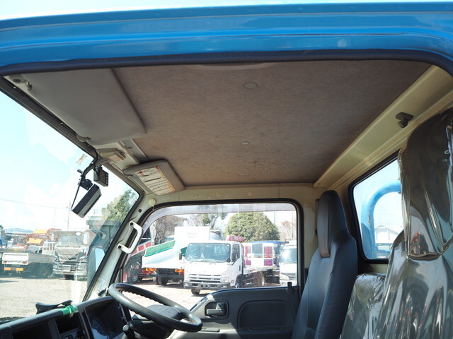 いすゞエルフバキュームカー小型（2t・3t）[写真33]