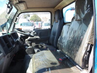 いすゞエルフバキュームカー小型（2t・3t）[写真35]