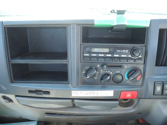 いすゞエルフバキュームカー小型（2t・3t）[写真39]