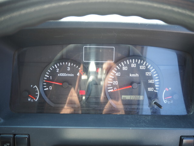 いすゞエルフバキュームカー小型（2t・3t）[写真40]