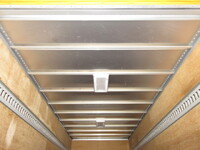 トヨタトヨエースアルミバン小型（2t・3t）[写真11]