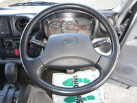 トヨタトヨエースアルミバン小型（2t・3t）[写真22]