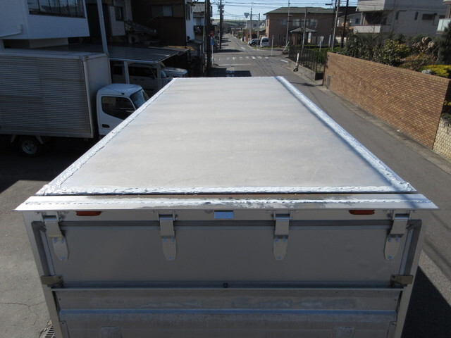 トヨタトヨエースアルミバン小型（2t・3t）[写真40]