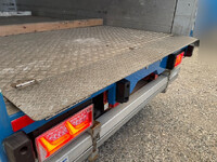 いすゞエルフアルミウイング小型（2t・3t）[写真14]