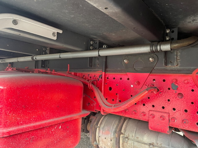 いすゞエルフアルミウイング小型（2t・3t）[写真24]