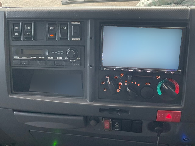 いすゞエルフアルミウイング小型（2t・3t）[写真35]