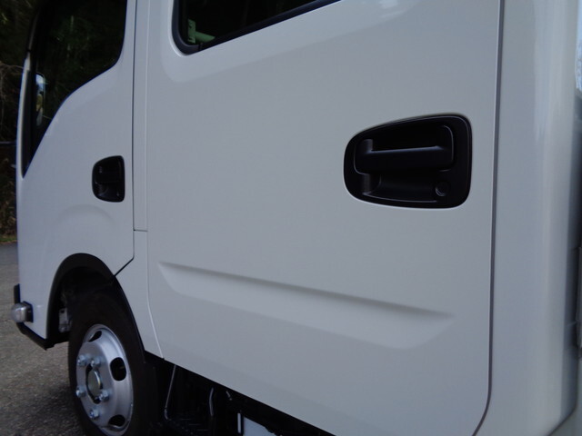 いすゞエルフダブルキャブ（Wキャブ）小型（2t・3t）[写真13]