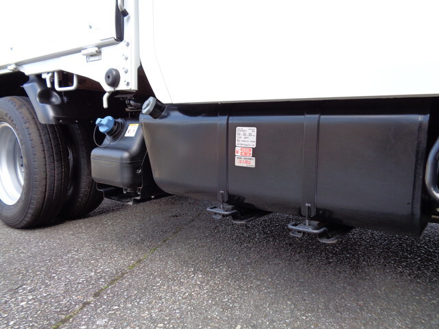いすゞエルフダブルキャブ（Wキャブ）小型（2t・3t）[写真19]