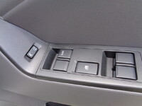 いすゞエルフダブルキャブ（Wキャブ）小型（2t・3t）[写真37]