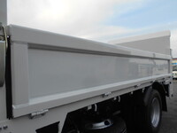 三菱ふそうキャンター平ボディ小型（2t・3t）[写真13]