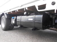 三菱ふそうキャンター平ボディ小型（2t・3t）[写真19]