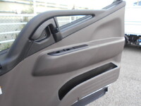 三菱ふそうキャンター平ボディ小型（2t・3t）[写真38]