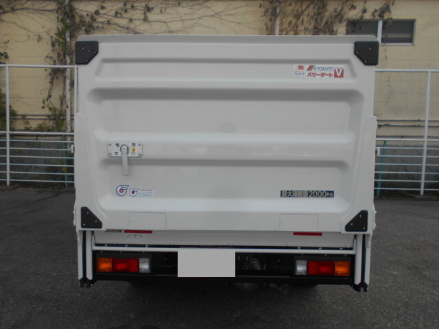 三菱ふそうキャンター平ボディ小型（2t・3t）[写真07]