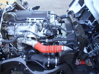 三菱ふそうキャンター平ボディ小型（2t・3t）[写真17]