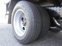 三菱ふそうキャンター平ボディ小型（2t・3t）[写真23]