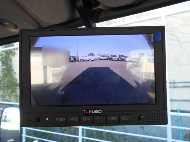 三菱ふそうキャンター平ボディ小型（2t・3t）[写真31]
