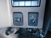 三菱ふそうキャンター平ボディ小型（2t・3t）[写真33]