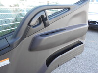 三菱ふそうキャンター平ボディ小型（2t・3t）[写真38]