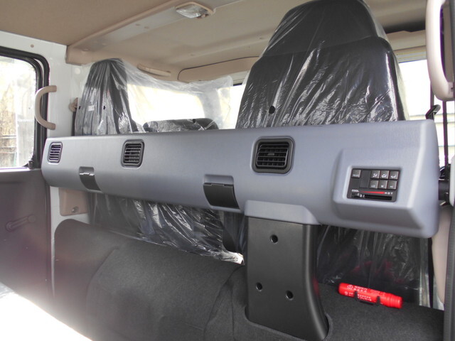 三菱ふそうキャンターダブルキャブ（Wキャブ）小型（2t・3t）[写真21]